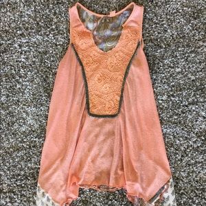 BKE women’s tank top size M.